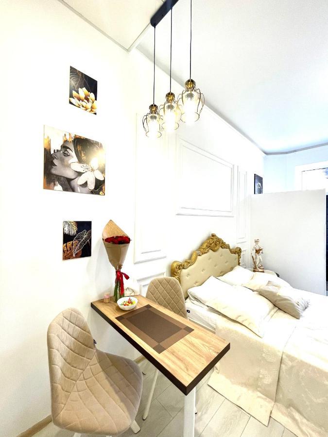 Vintage Apartment Kotlyarska10 Lviv Eksteriør bilde